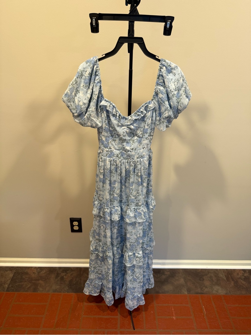 Altar'd State Blue Floral Puff-Sleeve Tiered Maxi Dress - Picture 2 of 4